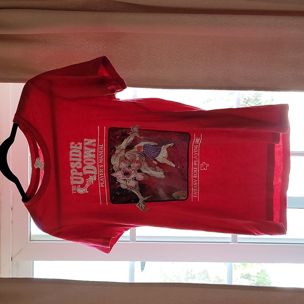 D&D Stranger Things shirt